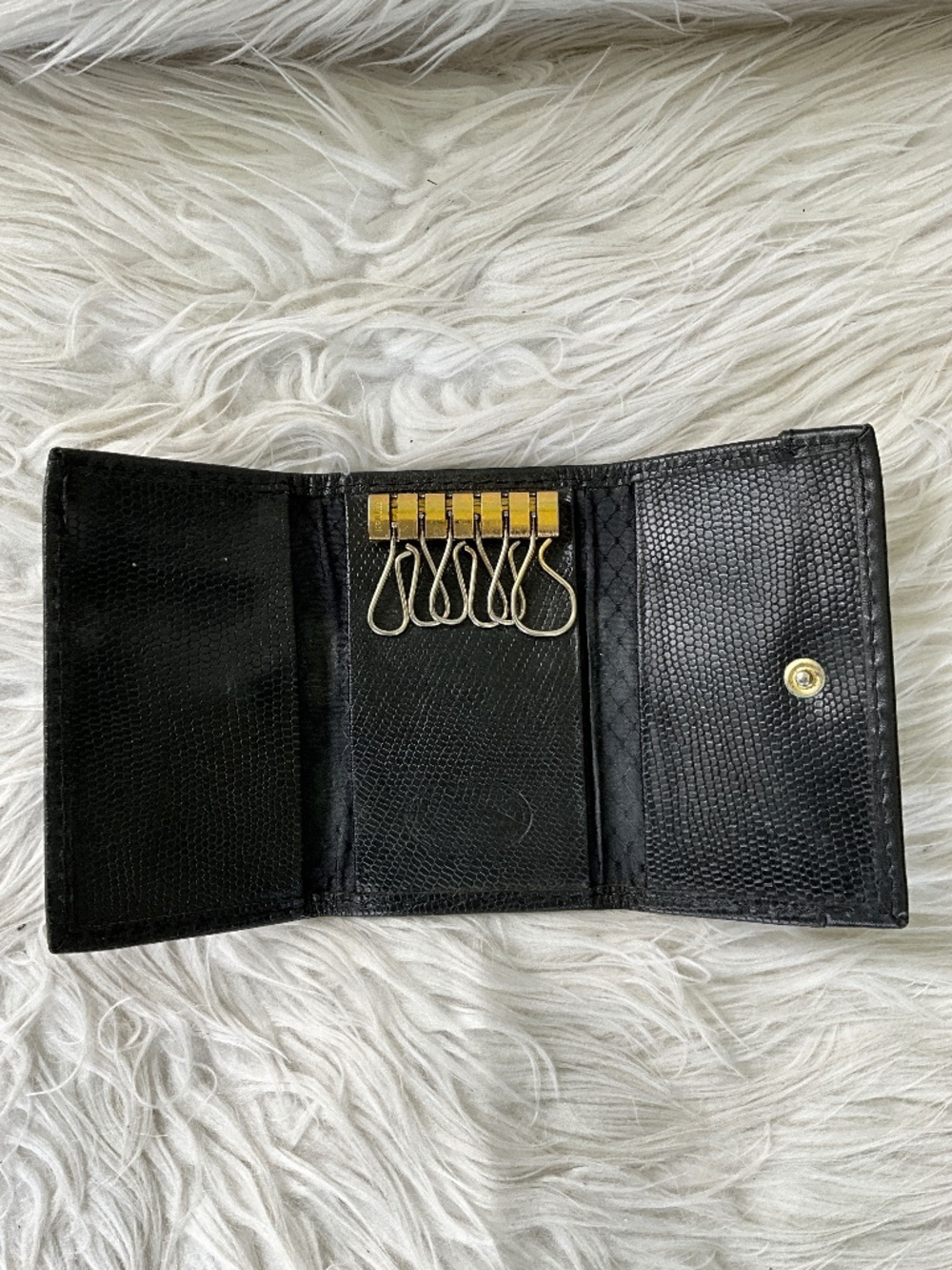 Vintage black embossed leather, six key holder wallet  AMIET Swiss hardware